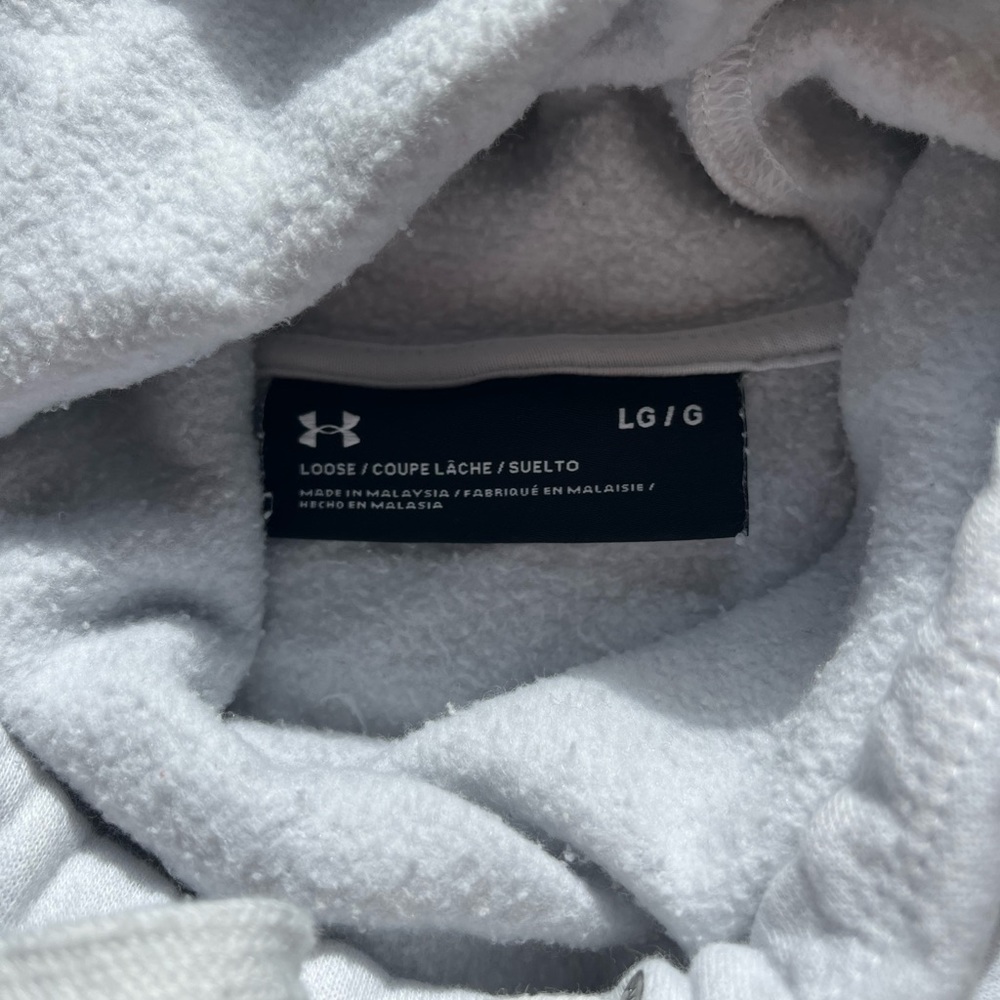 Under Armor Sweatshirt